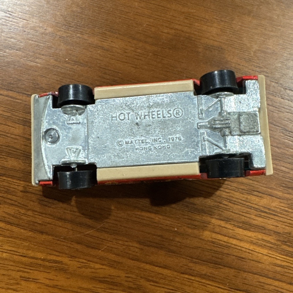 Vintage 1979 Mattel Hot Wheels Red Delorean Turismo STP #10 Goodyear Hong Kong - Picture 7 of 7